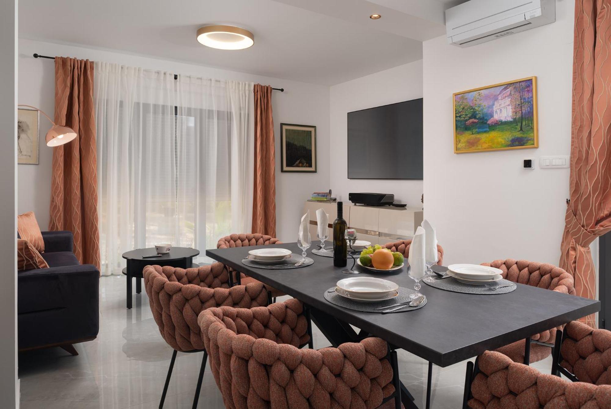 Villa Jalan Врси Екстериор снимка